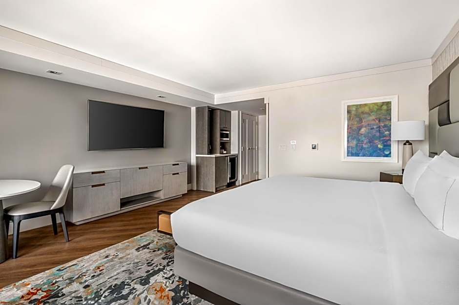 Hilton Grand Vacations Club Chicago Magnificent Mile