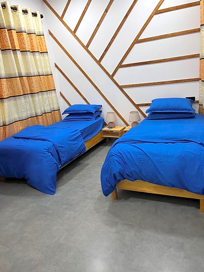 La Luna Boutique Dhangethi