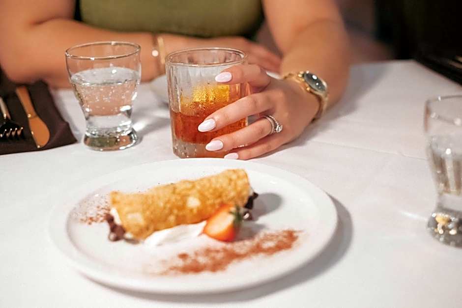 Hilton Palm Beach Airport