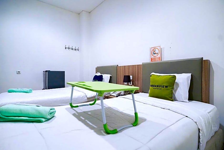 Urbanview Hotel Bes Mangga Besar