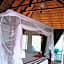 Muweti Bush Lodge