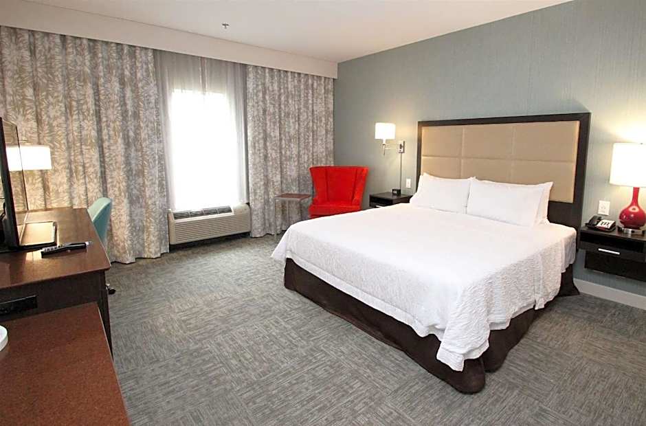 Hampton Inn By Hilton Suffolk VA
