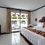 Los Arcos Suites