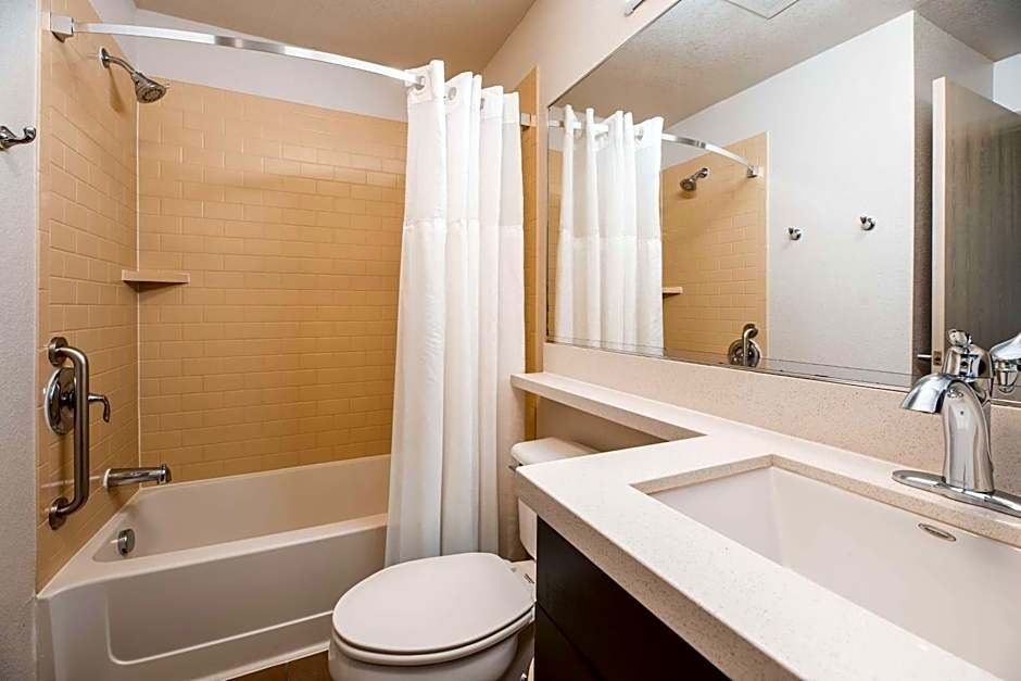 Sonesta Simply Suites Dallas Richardson