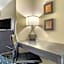 Comfort Inn & Suites Pauls Valley - City Lake