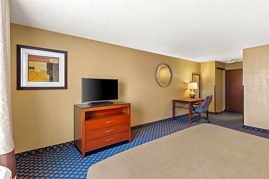 Quality Inn & Suites Seville