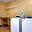 Extended Stay America Select Suites - Madison - Old Sauk Rd.