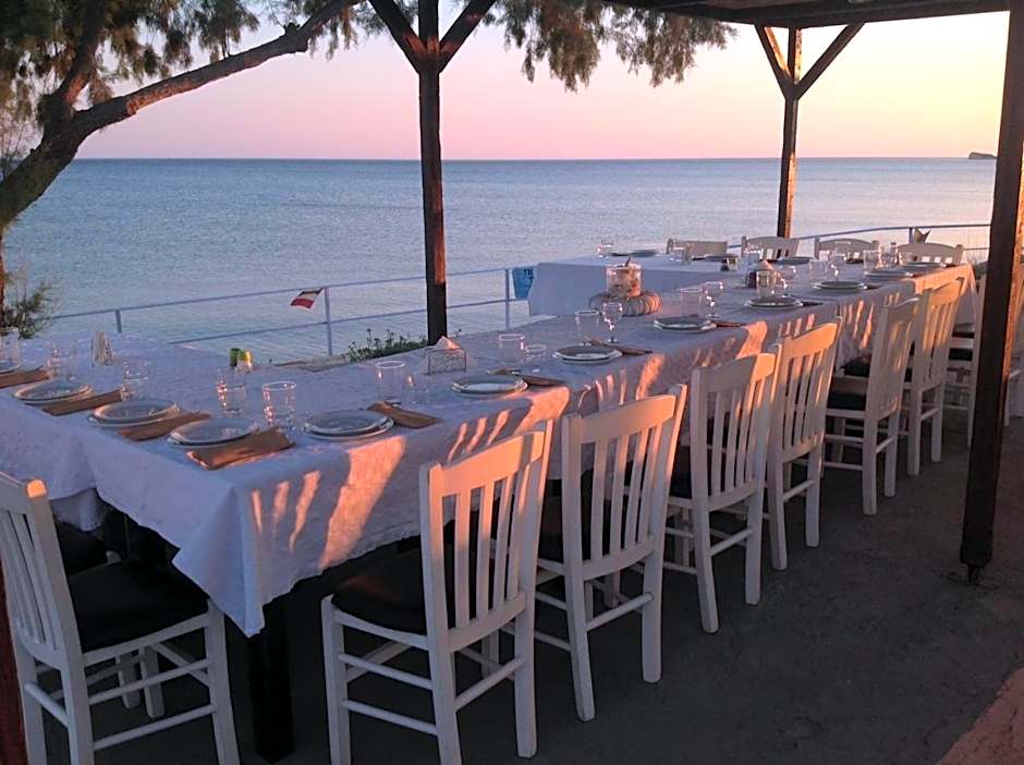 Kefalonia Beach Hotel & Bungalows