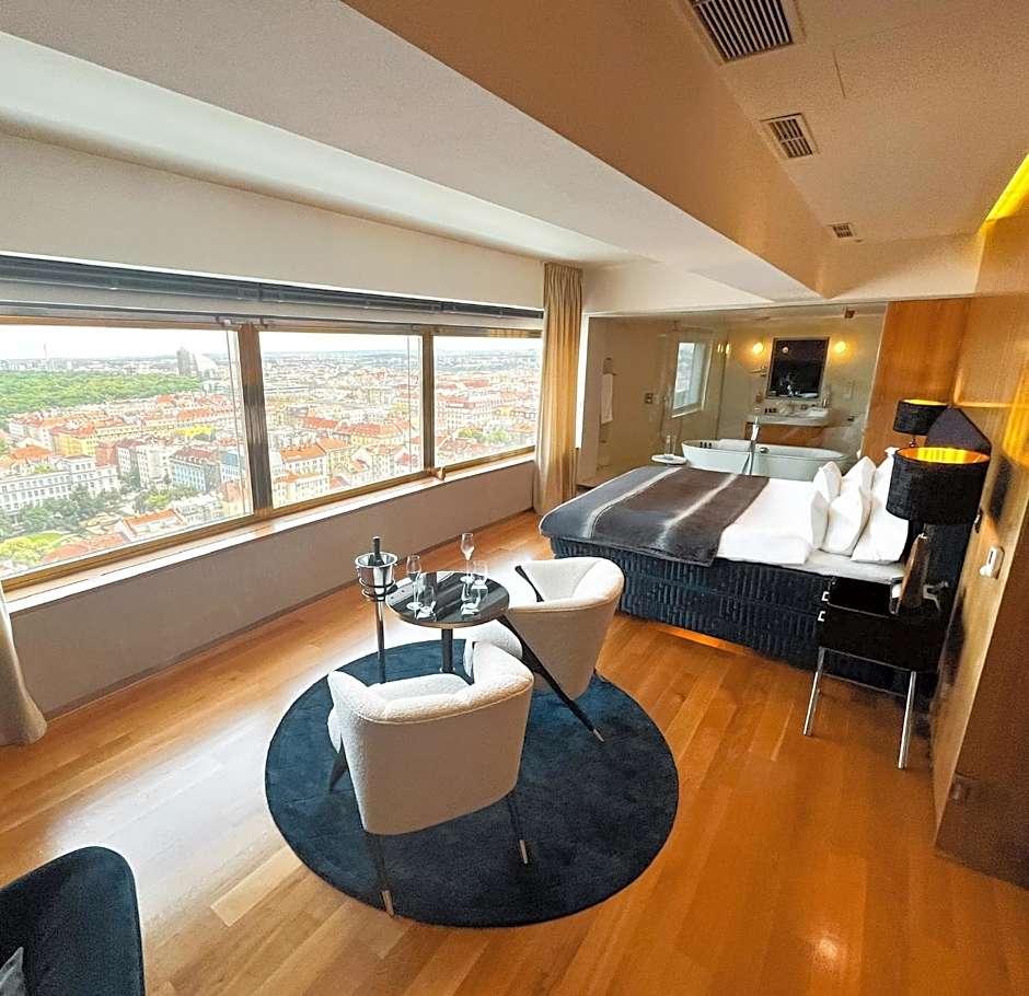 SKY SUITE HOTEL