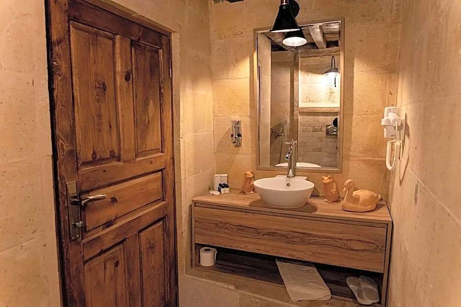 Feris Cave Hotel