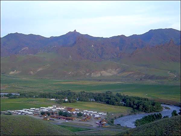 Yellowstone Valley Inn