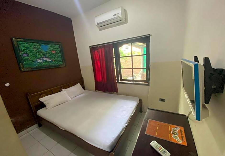 Hotel Candra Adigraha