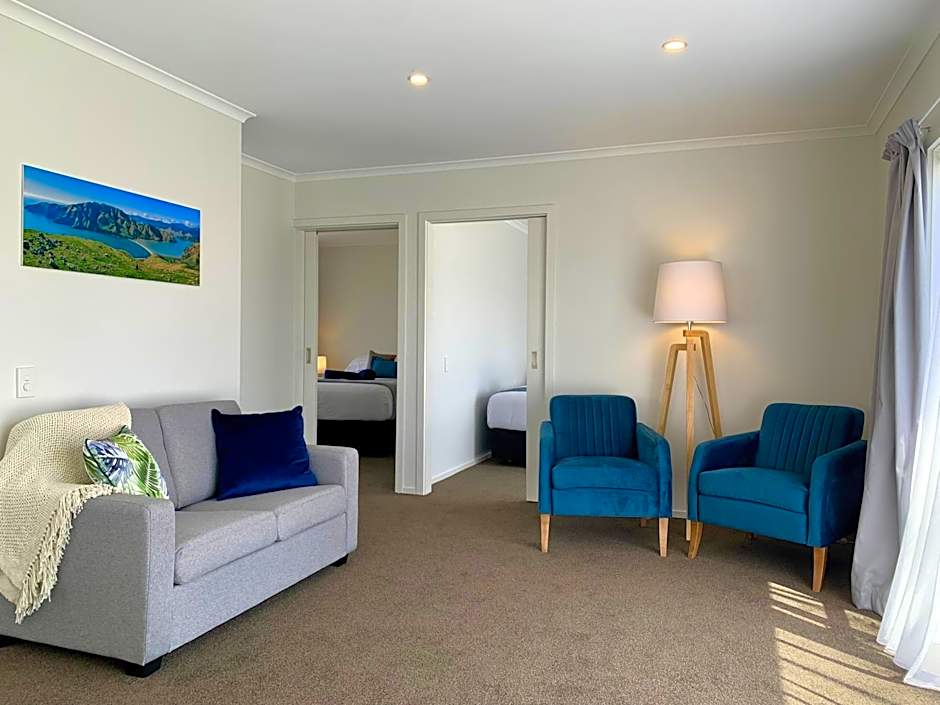 Tāhuna Beach Holiday Park