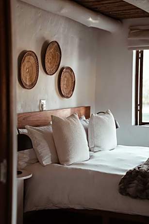Family Room with Garden View