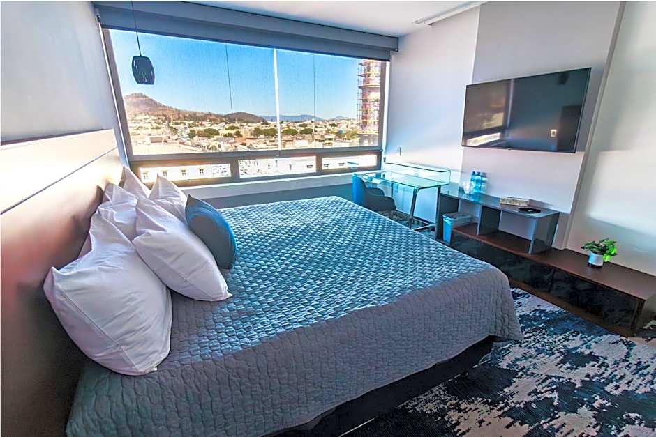 Hotel Fray Junipero Serra