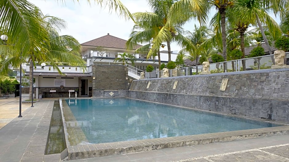 Kuraya Hotel Residence