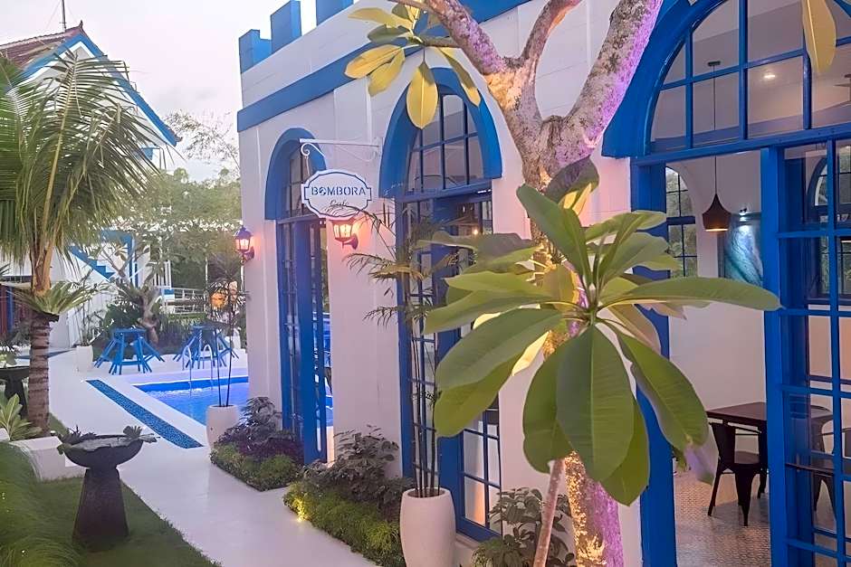 Bombora Surf Camp Hotel
