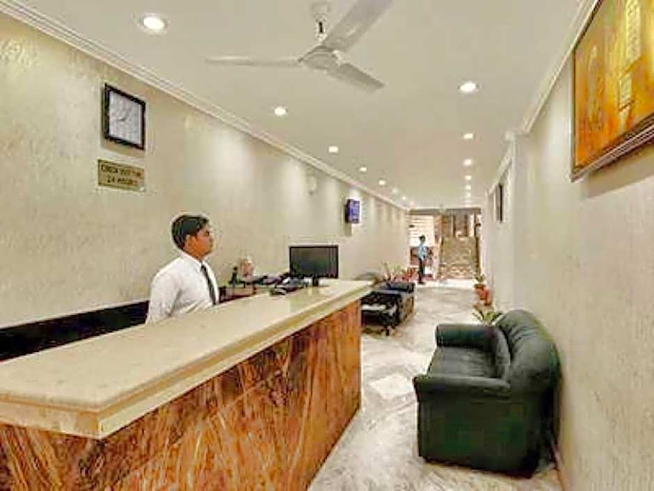 Di Di Hotel Alambagh