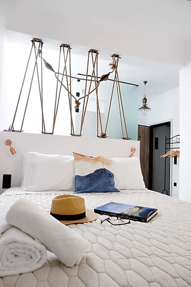 Seabed Suites Mykonos