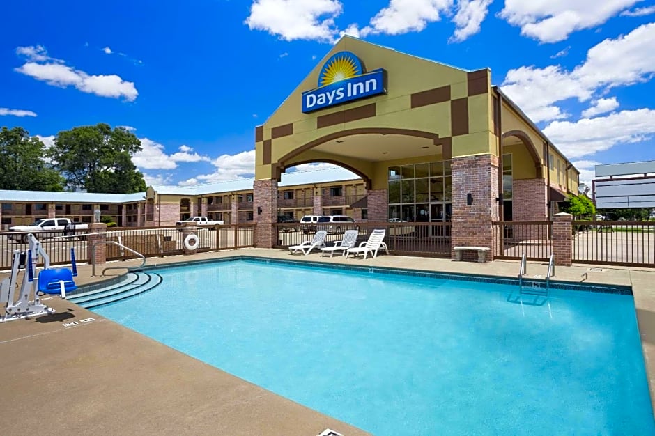 Days Inn by Wyndham Conway