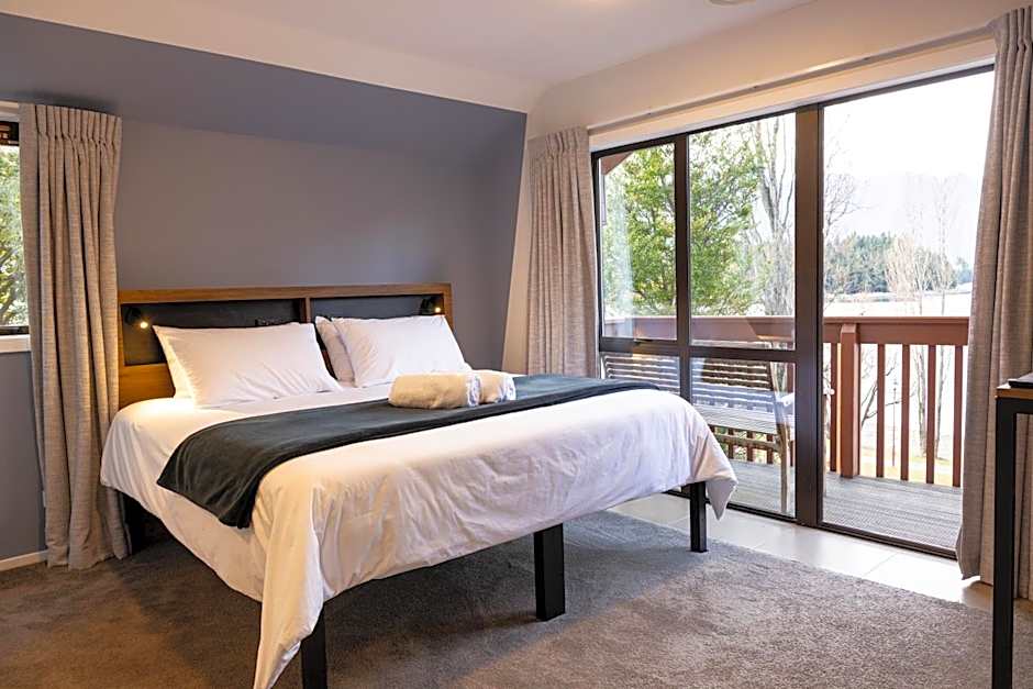 Haka House Queenstown Lakefront