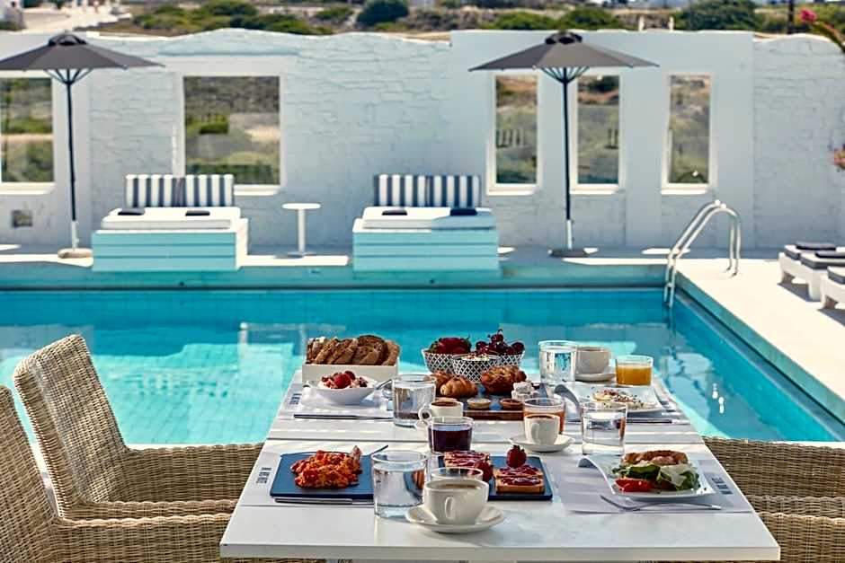 Mr and Mrs White Paros