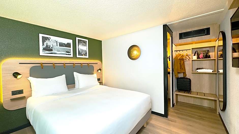 Campanile Epinay Sur Orge Hotel