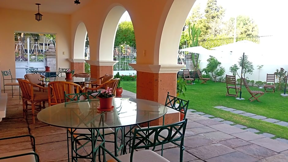 Casa Campo Suites & Convenciones