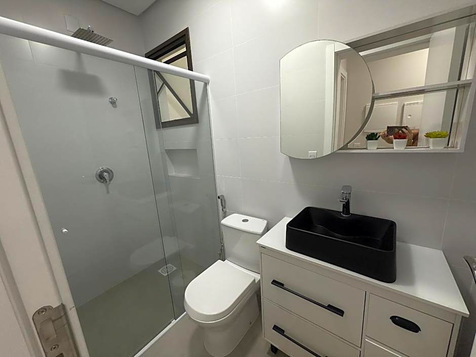 Cód 87 - Apartamento a 150 metros do mar!