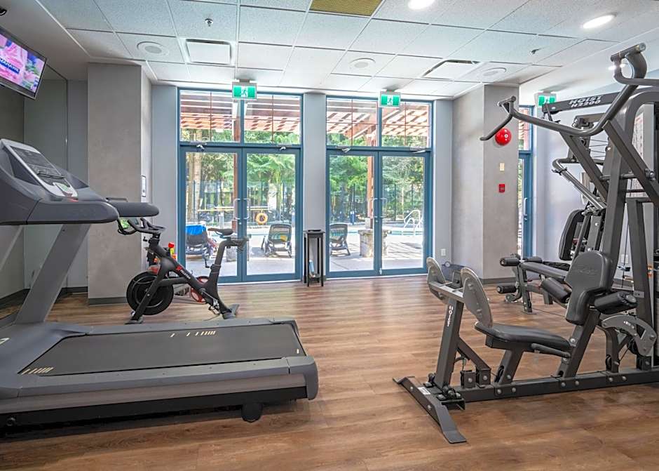 Alpenglow Lodge Sunny Studio with Sitting Area by MVA