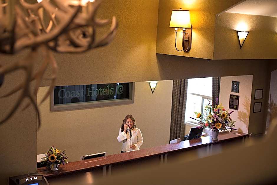 Coast Inn at Lake Hood