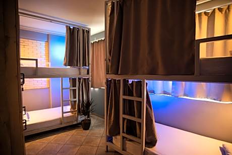 Bed in 4-Bed Mixed Dormitory Room