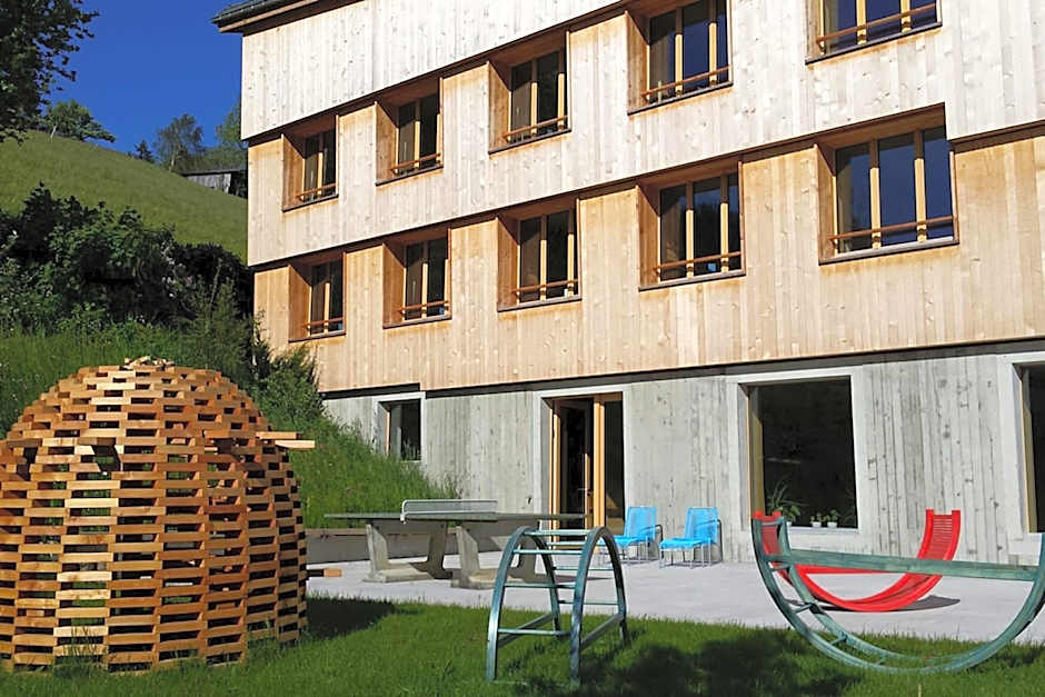 Saanen Gstaad Youth Hostel