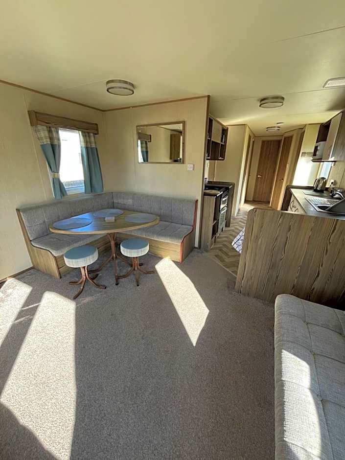 Golden Sands Mablethorpe 8 Birth Caravan