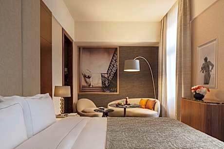 Deluxe room with Extra Bed (2 Ad +1 Ch)