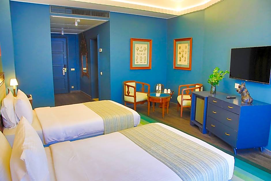 Warwick Palm Beach Hotel