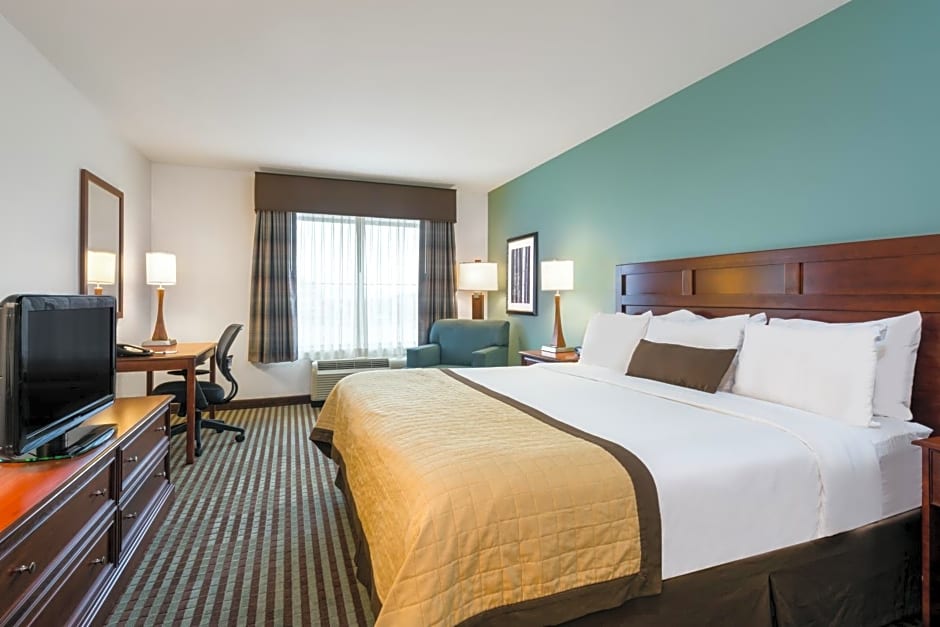 Baymont by Wyndham Denver International Airport