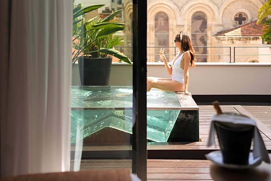 Five Seas Cannes, a Member of Design Hotels™