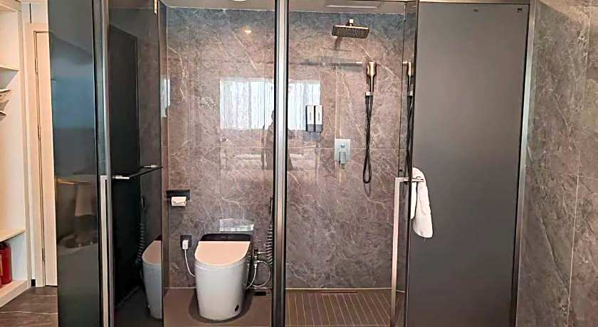 WAIFIDEN Hotel - Former Tokai Hotel (Free shuttle bus during Canton Fair)