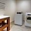 Holiday Inn Express Hotel and Suites Katy By IHG