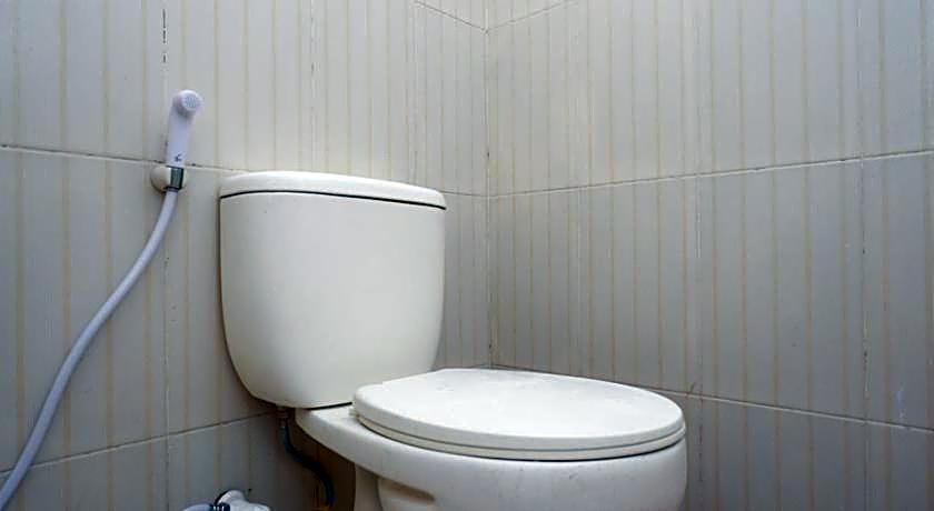 RedDoorz Syariah near Alun Alun Kota Rembang