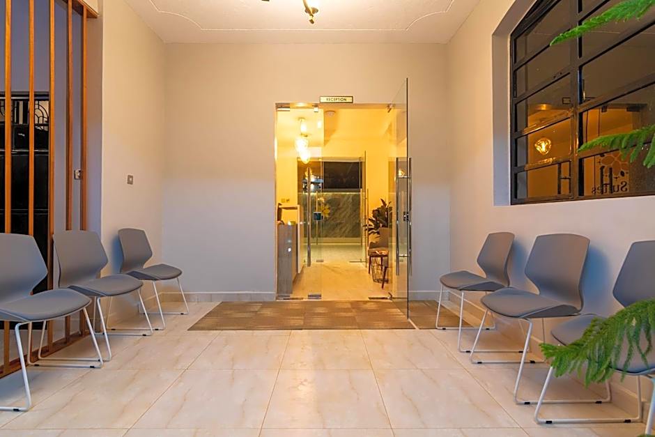 CySuites Apartment Hotel