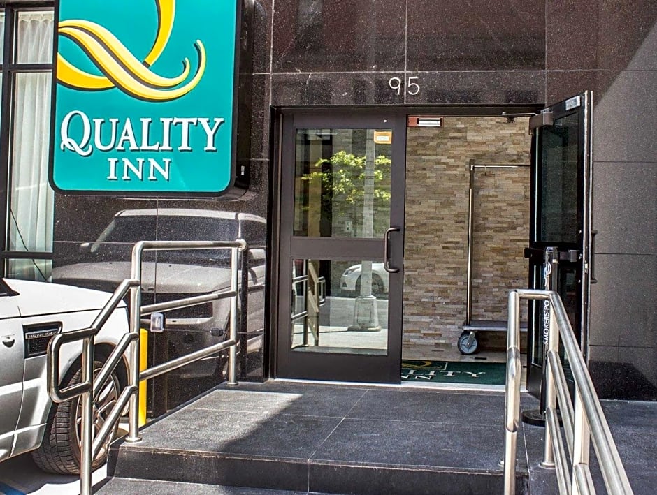 Quality Inn Queens