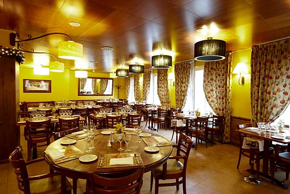 Ski Plaza Hotel & Wellness