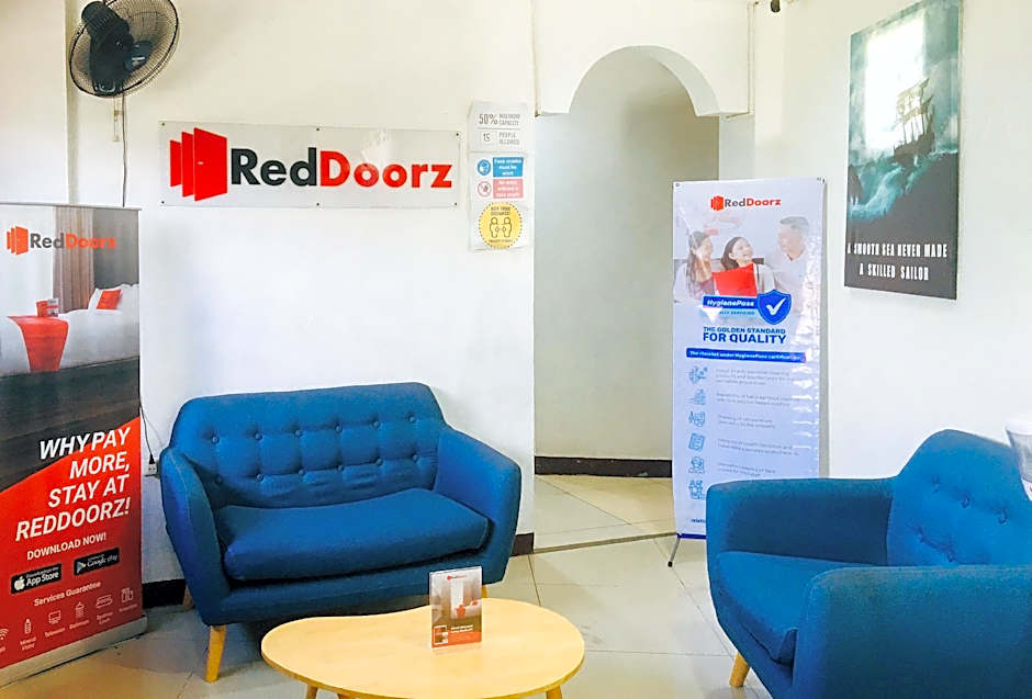 RedDoorz @ El Cuarto SRP Talisay