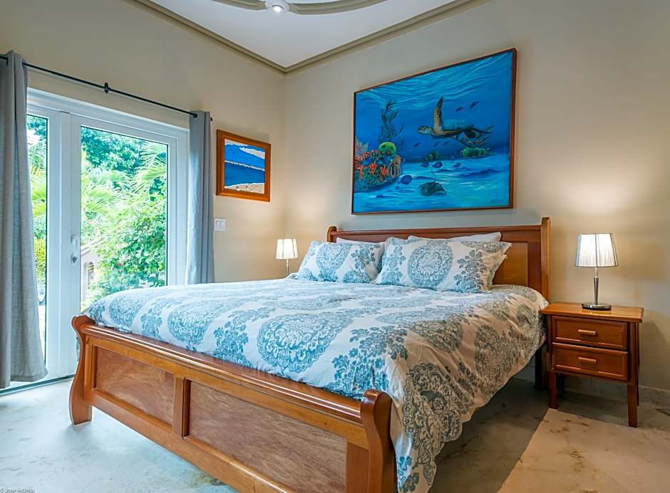 Belizean Cove Estates