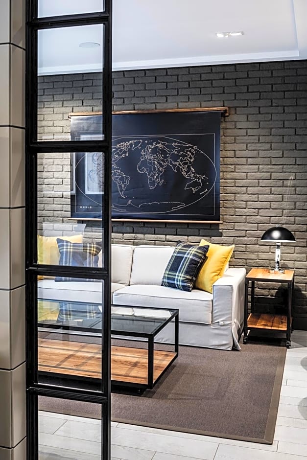 Midtown Apartments