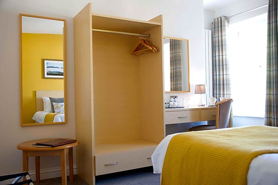 Rose and Crown Hotel