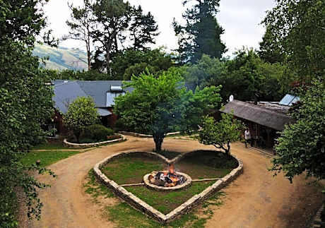 Away with the Fairies Nature Lodge and Backpackers