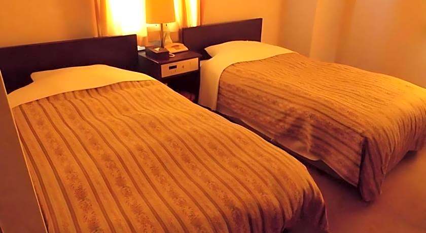 Business Green Hotel Hino